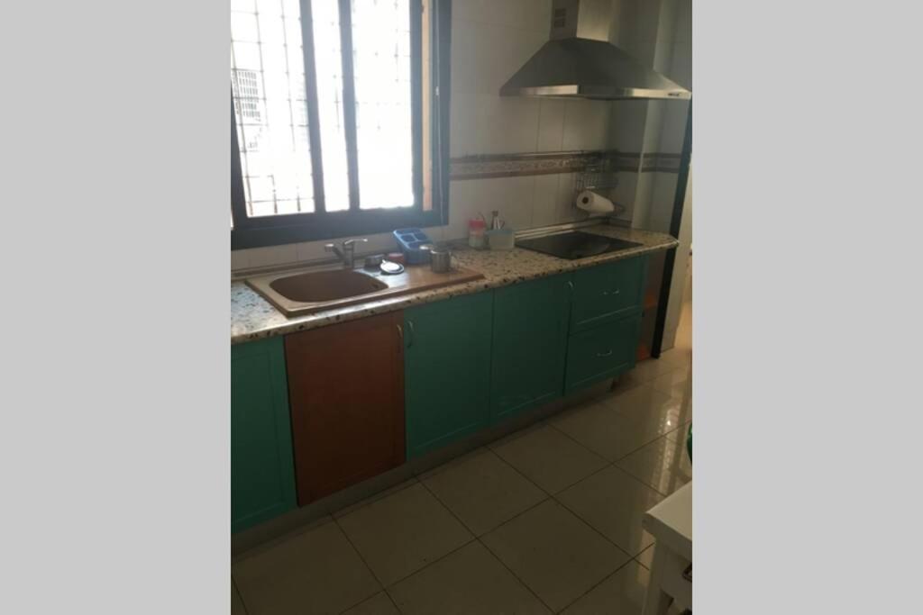 Confortable-Tranquilo Apartamento Junto Al Centro Malaga Bagian luar foto