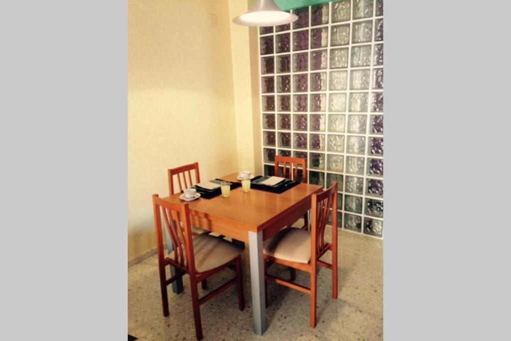 Confortable-Tranquilo Apartamento Junto Al Centro Malaga Bagian luar foto