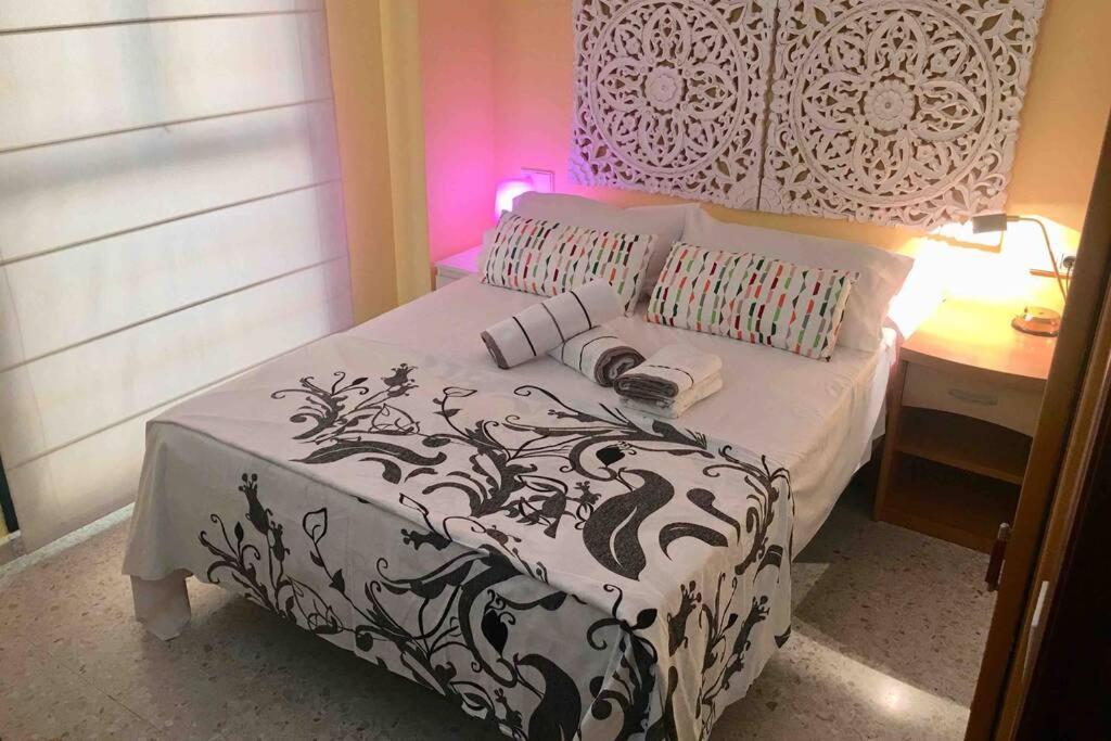 Confortable-Tranquilo Apartamento Junto Al Centro Malaga Bagian luar foto